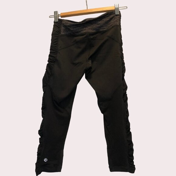 LULULEMON Cinched Ruched Crop Leggings Size 4 - Picture 5 of 11